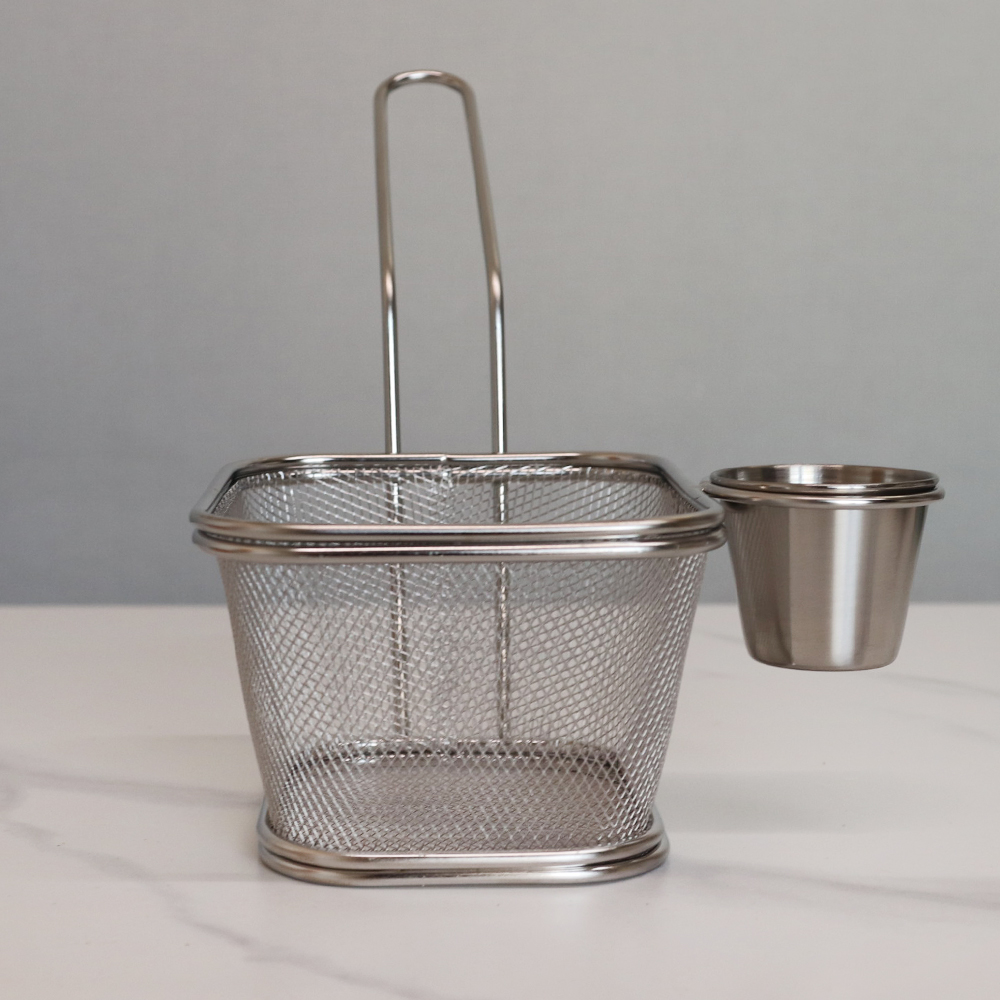 باسكت تقديم بطاطس مع بولة صوص